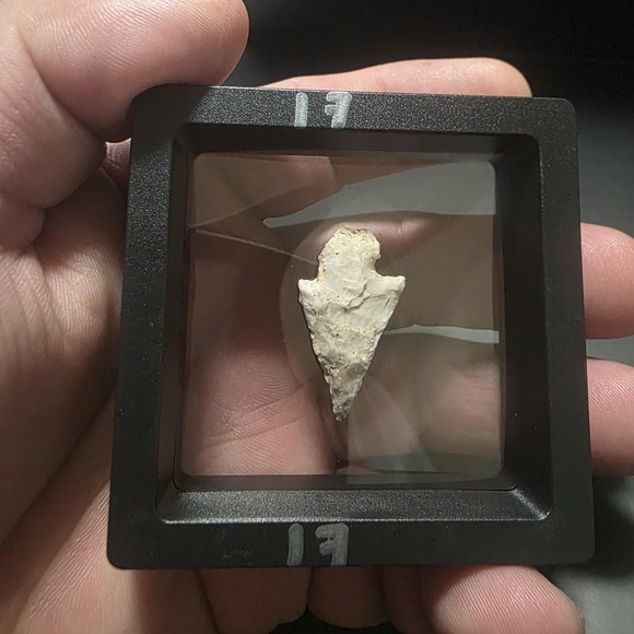 Other - Lithic Notched Stone Arrowhead – Mexico Origin – Unauthenticated